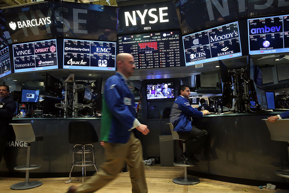 stocks end week with downward slide